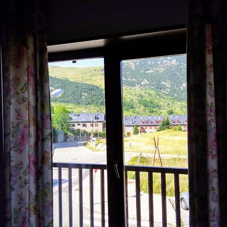 Apartamento Erta Pla de l'Ermita Luaran gambar