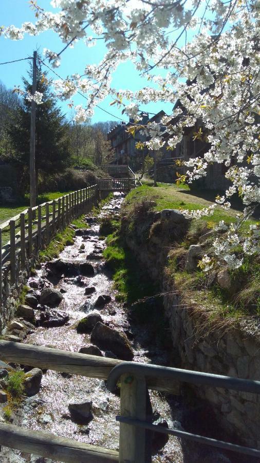 Apartamento Erta Pla de l'Ermita Luaran gambar